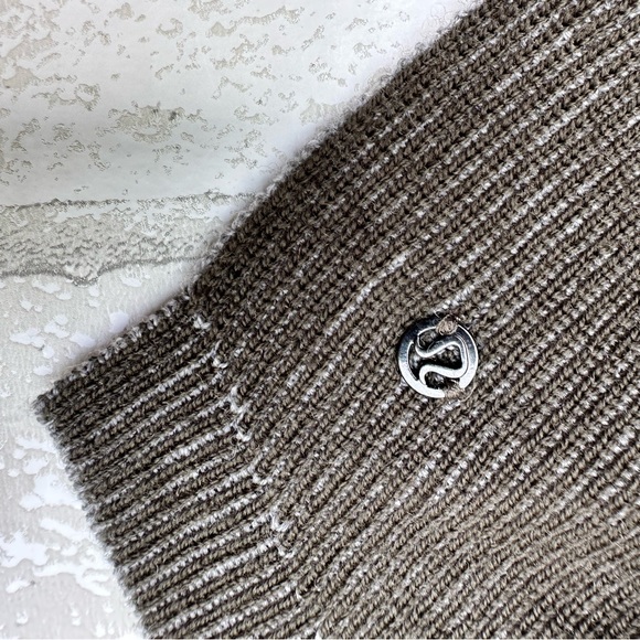 Lululemon Shawl | 4-way Reversible | 100% Merino Wool | One Size | NWOT - Picture 13 of 15